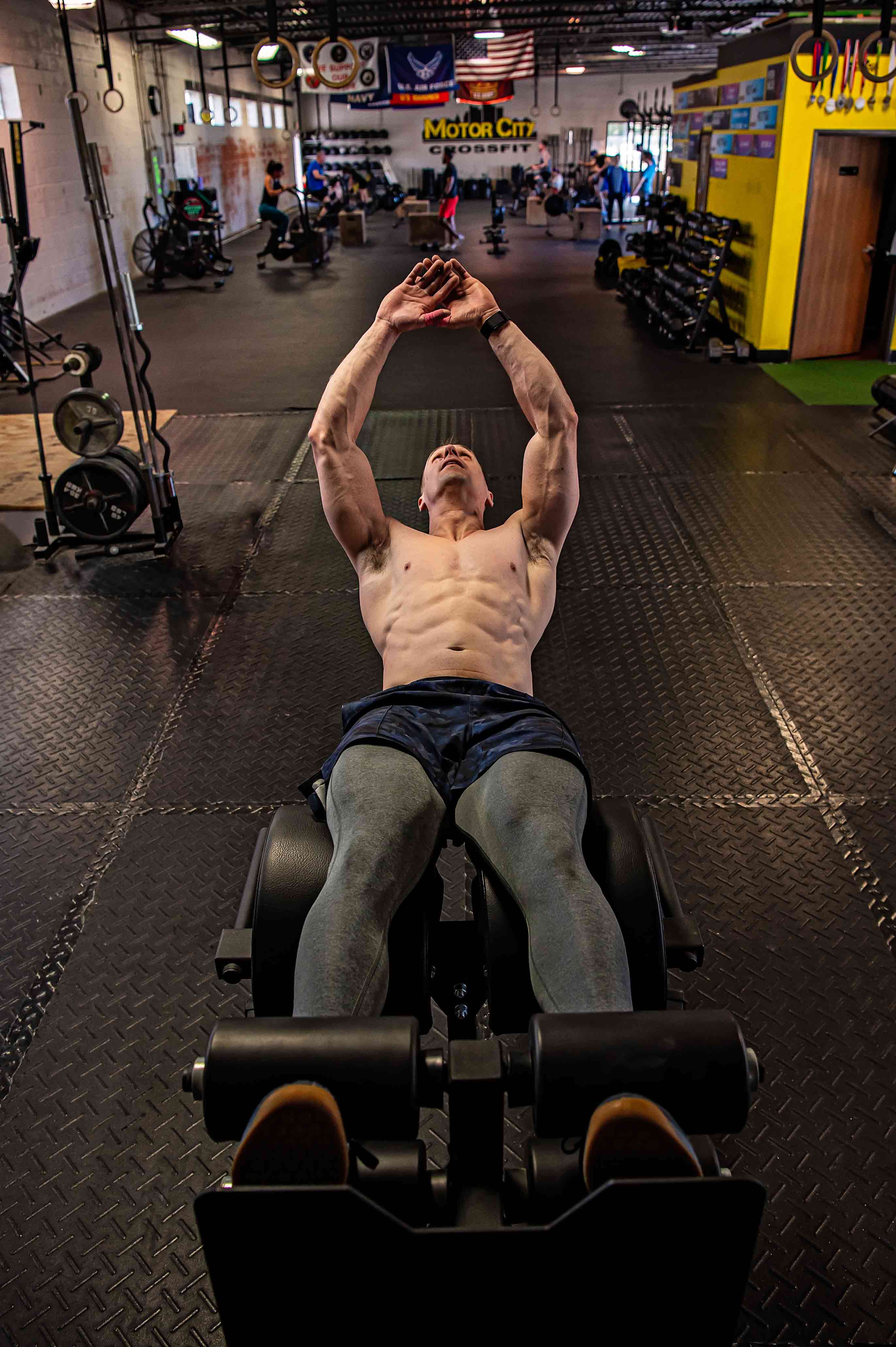 Andrew Smallman executing reverse crunch on GHD.